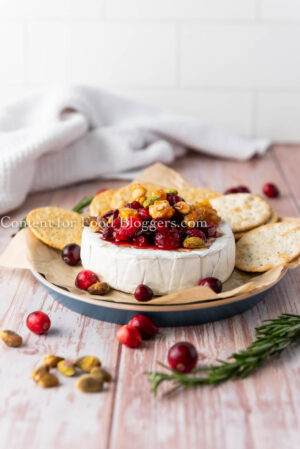 Semi-Exclusive Baked Brie with Cranberries, Caramelized Walnuts and Pistachio - Set 4