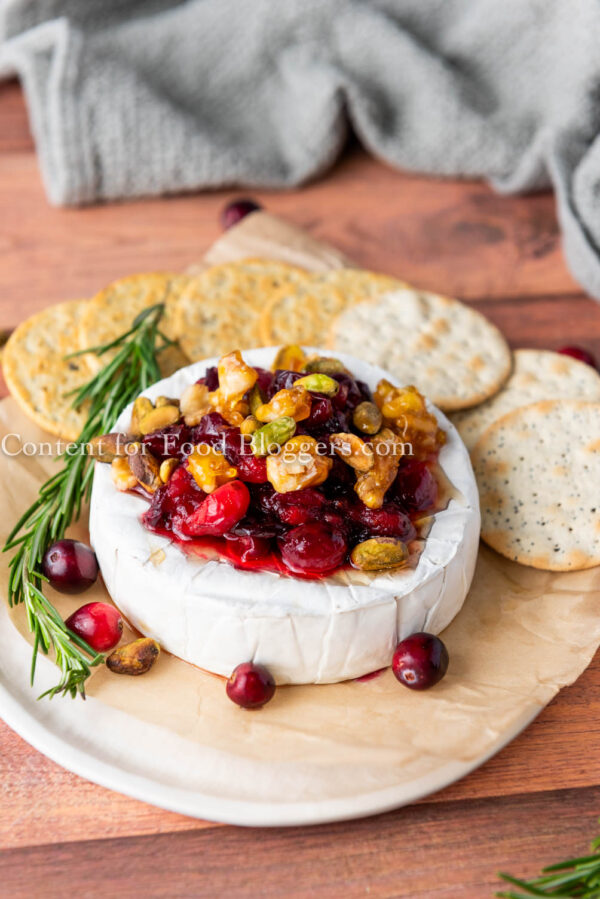 Semi-Exclusive Baked Brie with Cranberries, Caramelized Walnuts and Pistachio - Set 5