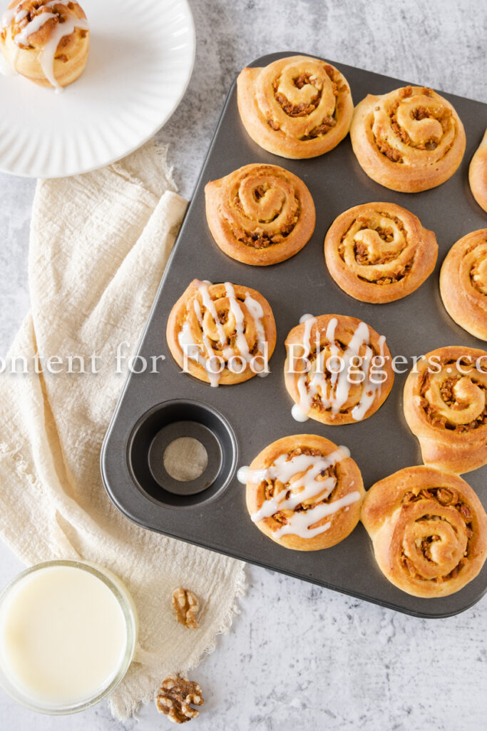 PLR Recipe - Carrot Cake Cruffins