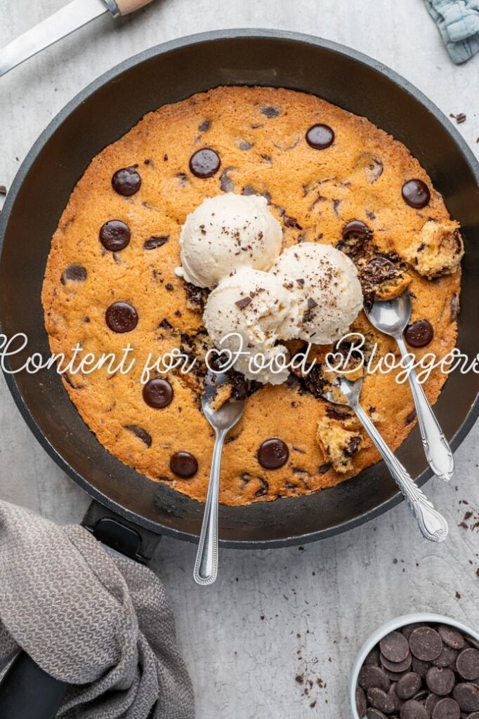 PLR Recipe - Chocolate Chip Skillet Cookie