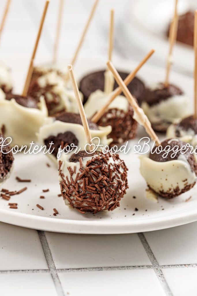 PLR Recipe - No-Bake Oreo Cake Pops