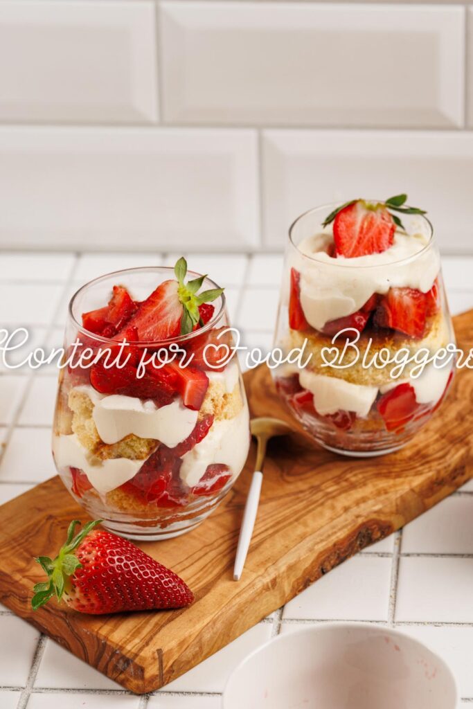 PLR Recipe - Strawberry Shortcake Trifles