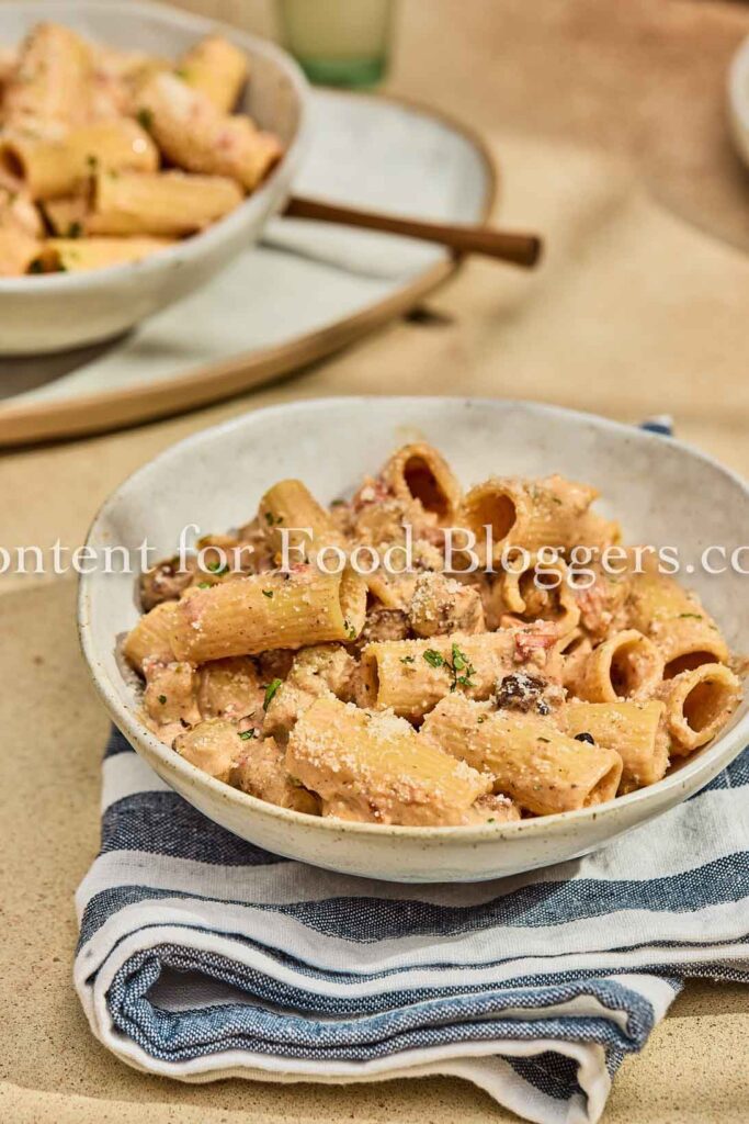 PLR Recipe - Creamy Italian Sausage Rigatoni