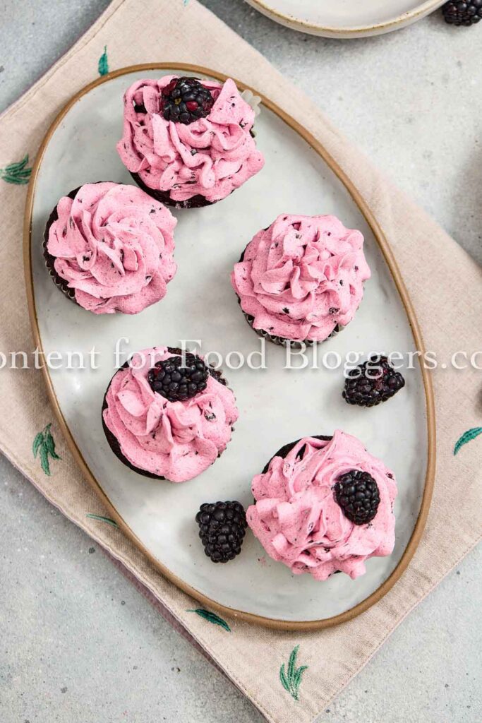 PLR Recipe - Blackberry Chocolate Cupcakes with Fresh Blackberry Buttercream